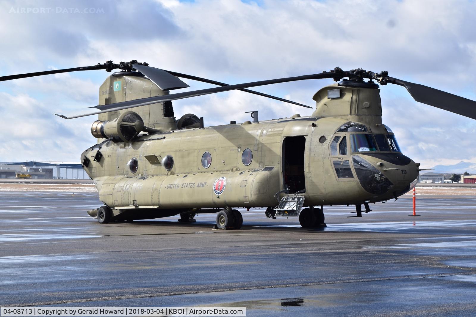 04-08713, 2004 Boeing CH-47F Chinook C/N M.8713, Parked on the north GA ramp.