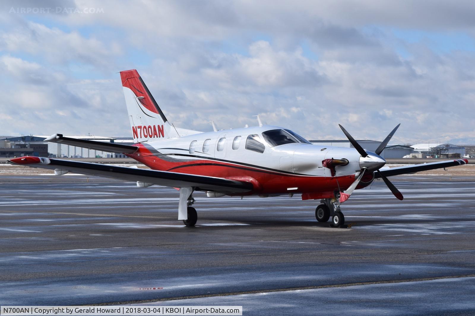 N700AN, 1998 Socata TBM-700 C/N 132, Parked on the north GA ramp.