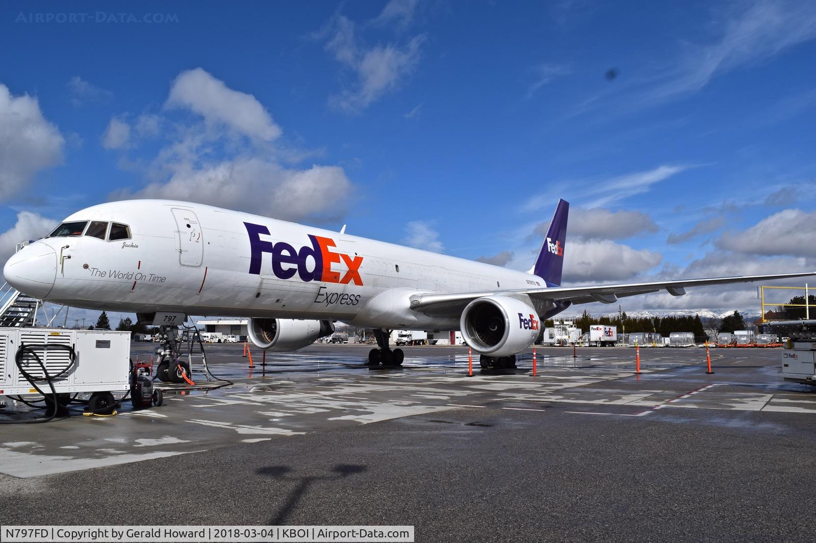 N797FD, 1996 Boeing 757-222F C/N 28143, Parked on the Fed Ex ramp.