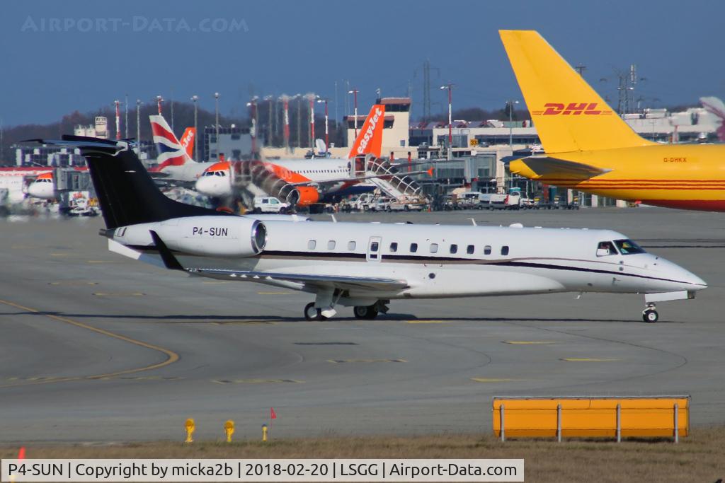 P4-SUN, 2008 Embraer EMB-135BJ Legacy C/N 14501074, Taxiing