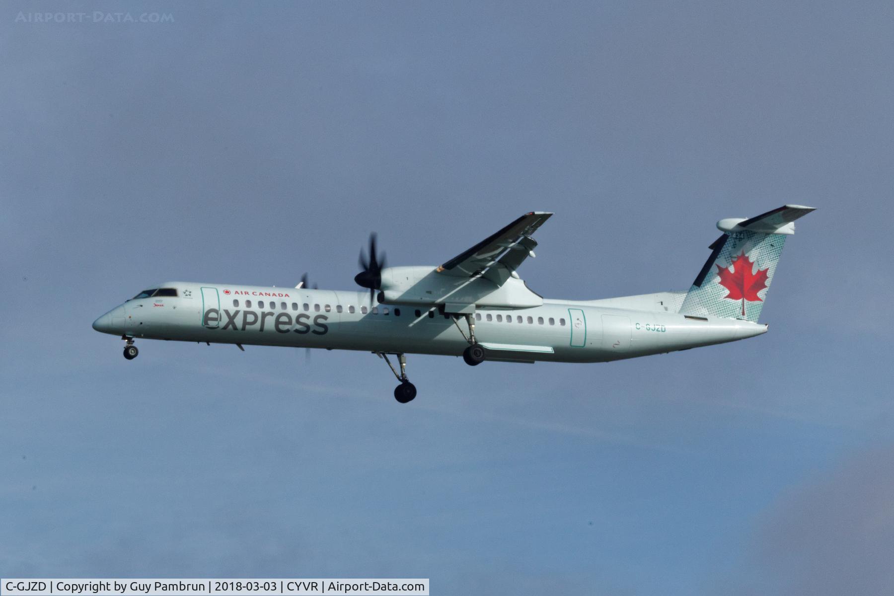 C-GJZD, 2016 De Havilland Canada DHC-8-402 Dash 8 C/N 4533, Landing