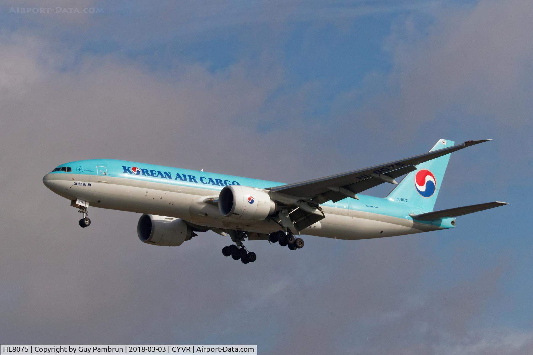 HL8075, 2016 Boeing 777-FEZ C/N 62631, Landing