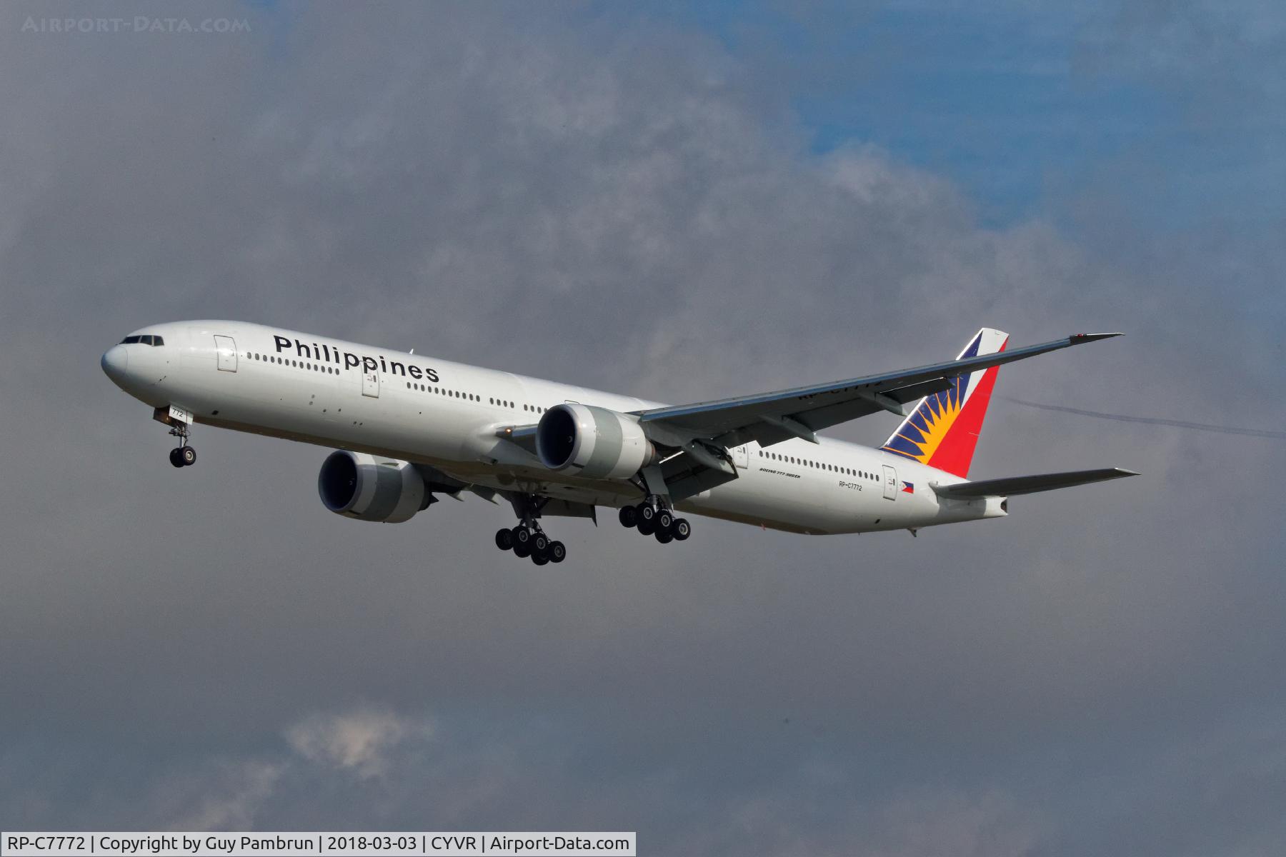 RP-C7772, 2013 Boeing 777-3F6/ER C/N 38719, Landing