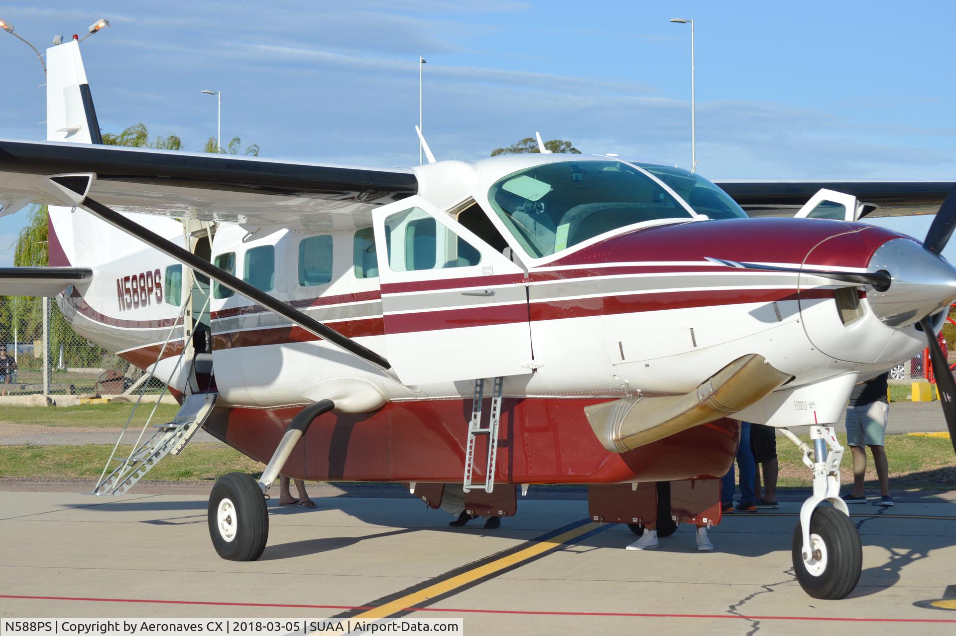 N588PS, 1996 Cessna 208B Grand Caravan C/N 208B0588, The new Grand Caravan of 