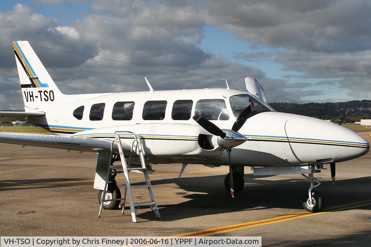 VH-TSO, 1976 Piper PA-31-350 Chieftain C/N 31-7652102, At Parafield Airport, South Australia .