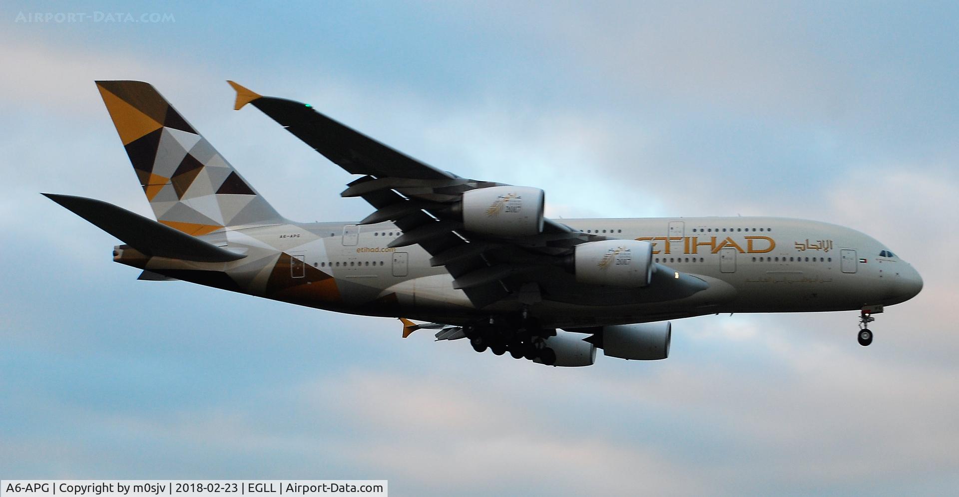 A6-APG, 2015 Airbus A380-861 C/N 198, Taken from the grass verge on 29L threshold