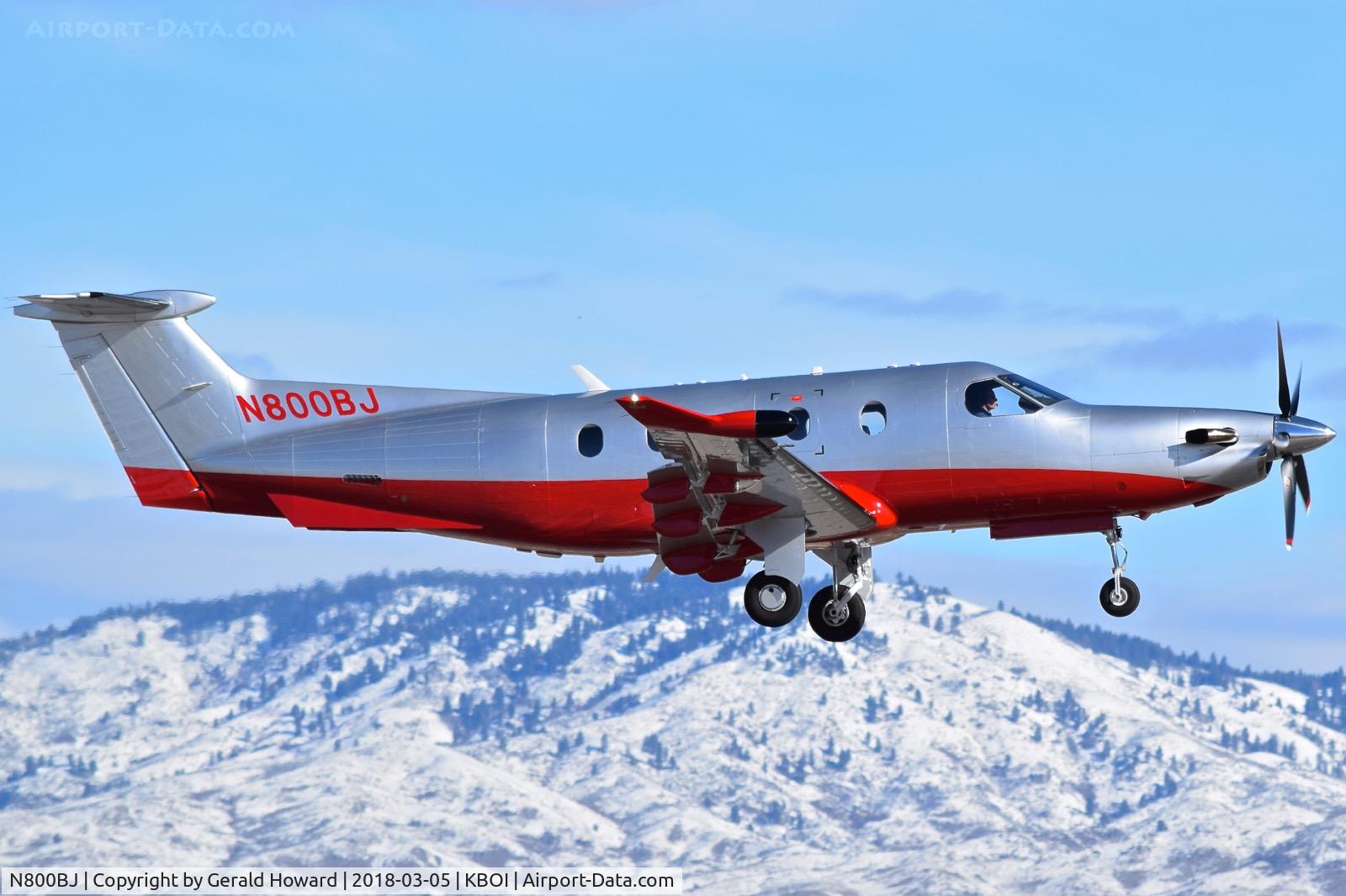 N800BJ, 2017 Pilatus PC-12/47E C/N 1678, Climb out from RWY 10R.