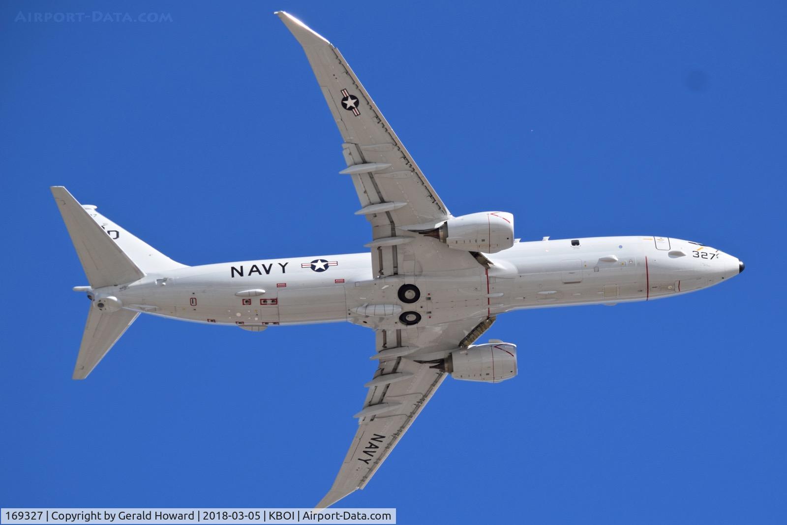 169327, 2017 Boeing P-8A Poseidon C/N 62299, Low approach to ray 10R. VP-47 “The Golden Swordsmen”. Call sign 