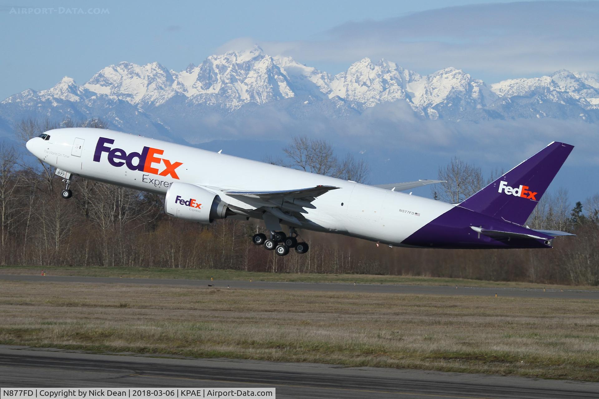 N877FD, 2018 Boeing 777-FS2 C/N 40683, PAE/KPAE Boe072