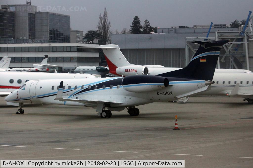 D-AHOX, 2015 Embraer EMB-135BJ Legacy 650 C/N 14501213, Parked