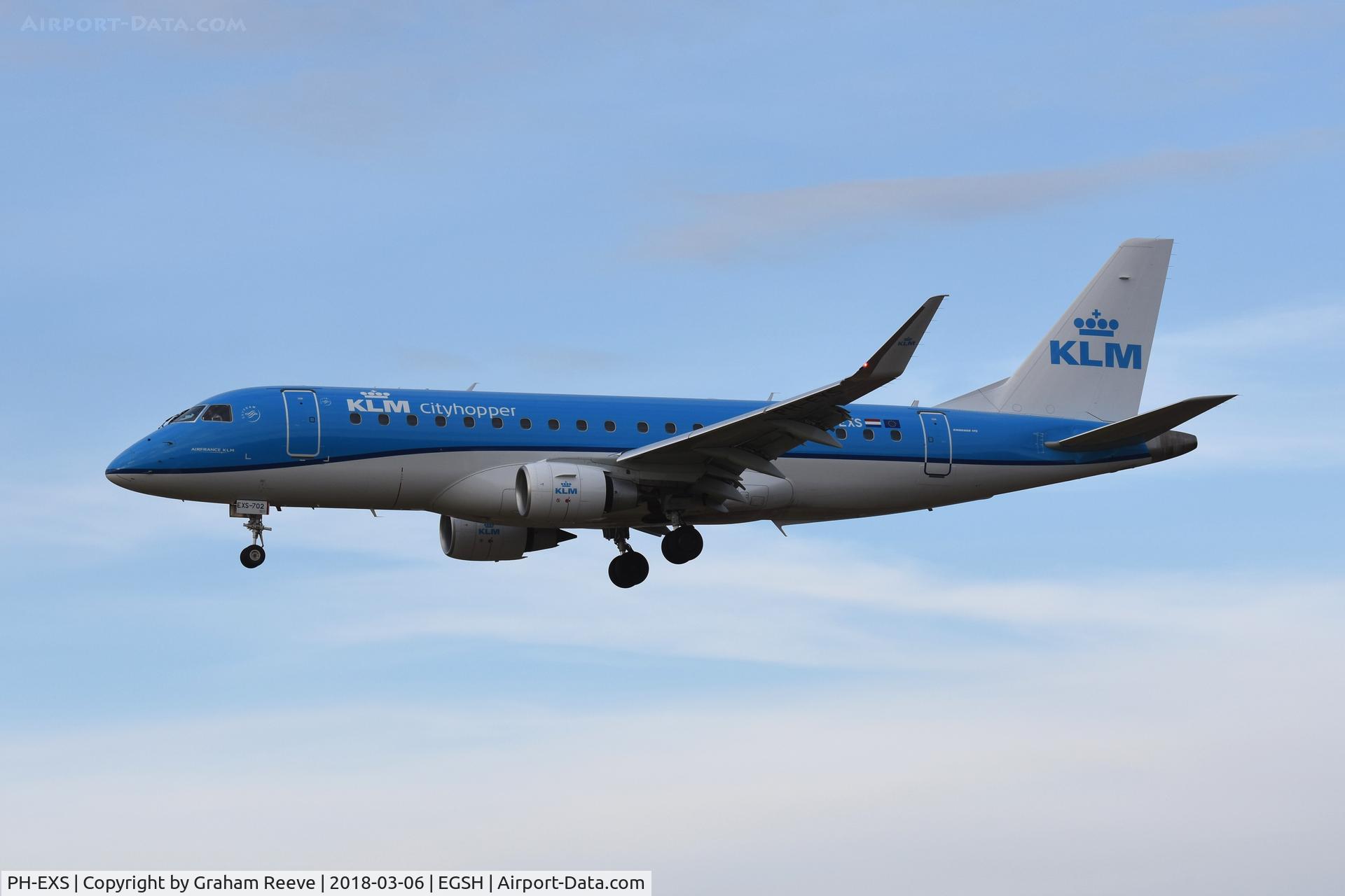 PH-EXS, 2017 Embraer 175STD (ERJ-170-200STD) C/N 17000702, Landing at Norwich.