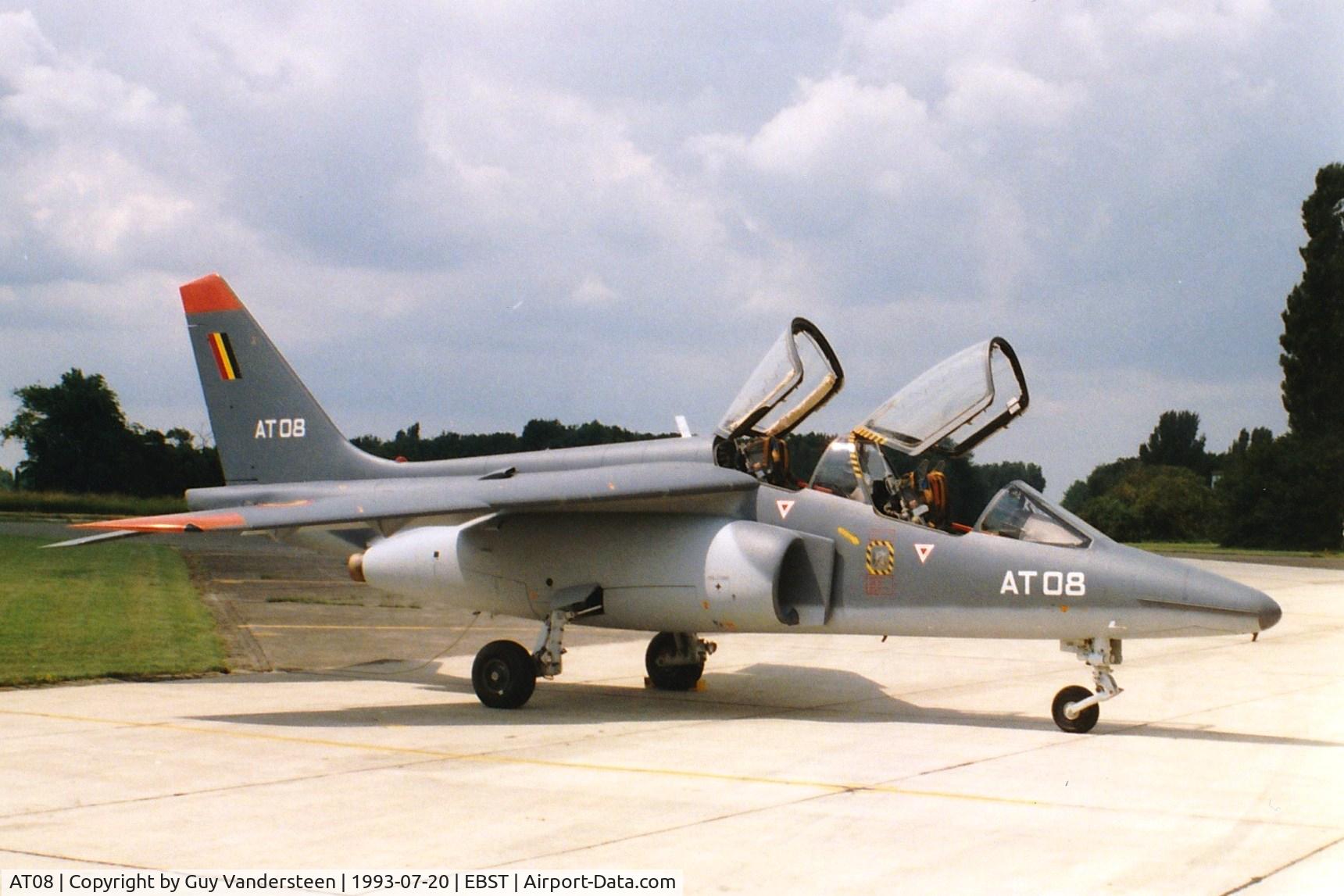 AT08, Dassault-Dornier Alpha Jet 1B C/N B08/1024, First aircraft painted in two tone grey July 1993