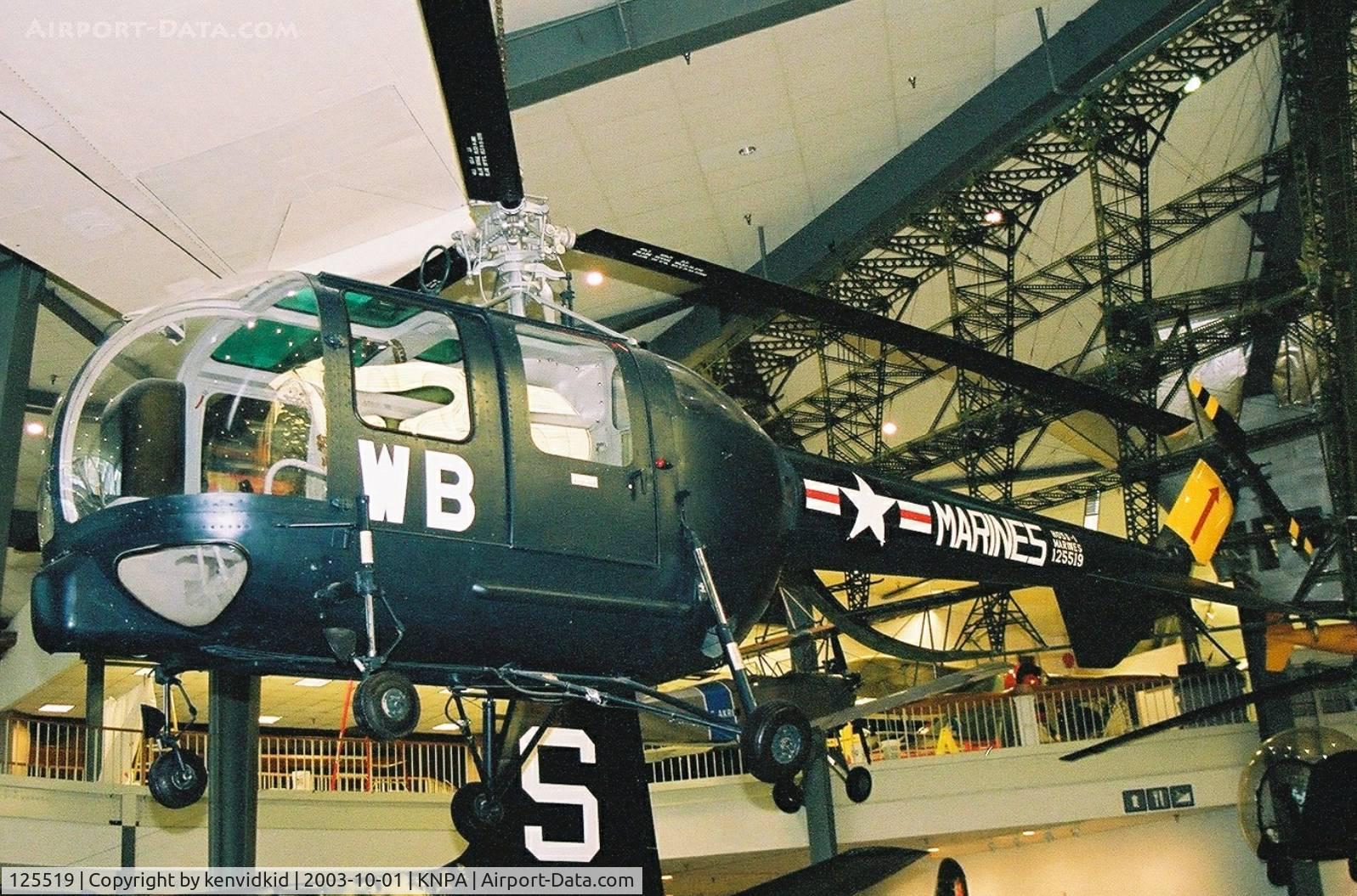 125519, 1952 Sikorsky HO5S-1 C/N 52.012, On display at the Museum of Naval Aviation, Pensacola.