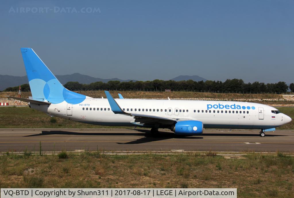 VQ-BTD, 2014 Boeing 737-8MA C/N 43664, Taxiing holding point rwy 20 for departure... Roman titles