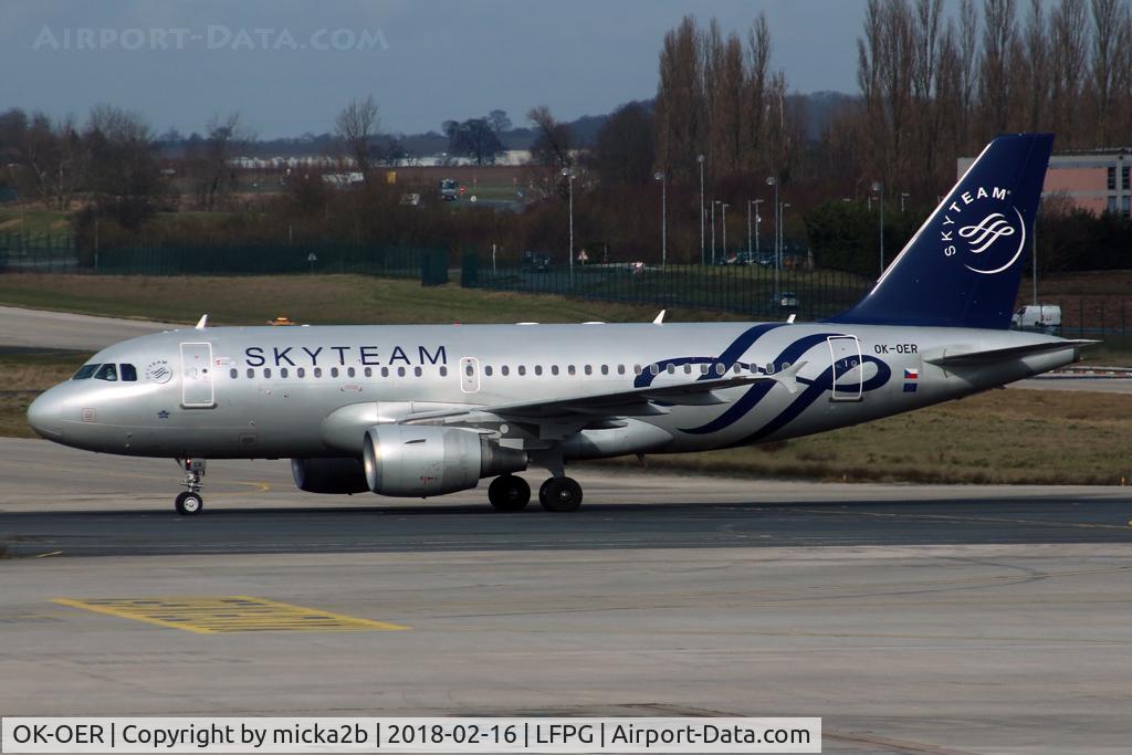 OK-OER, 2009 Airbus A319-112 C/N 3892, Taxiing
