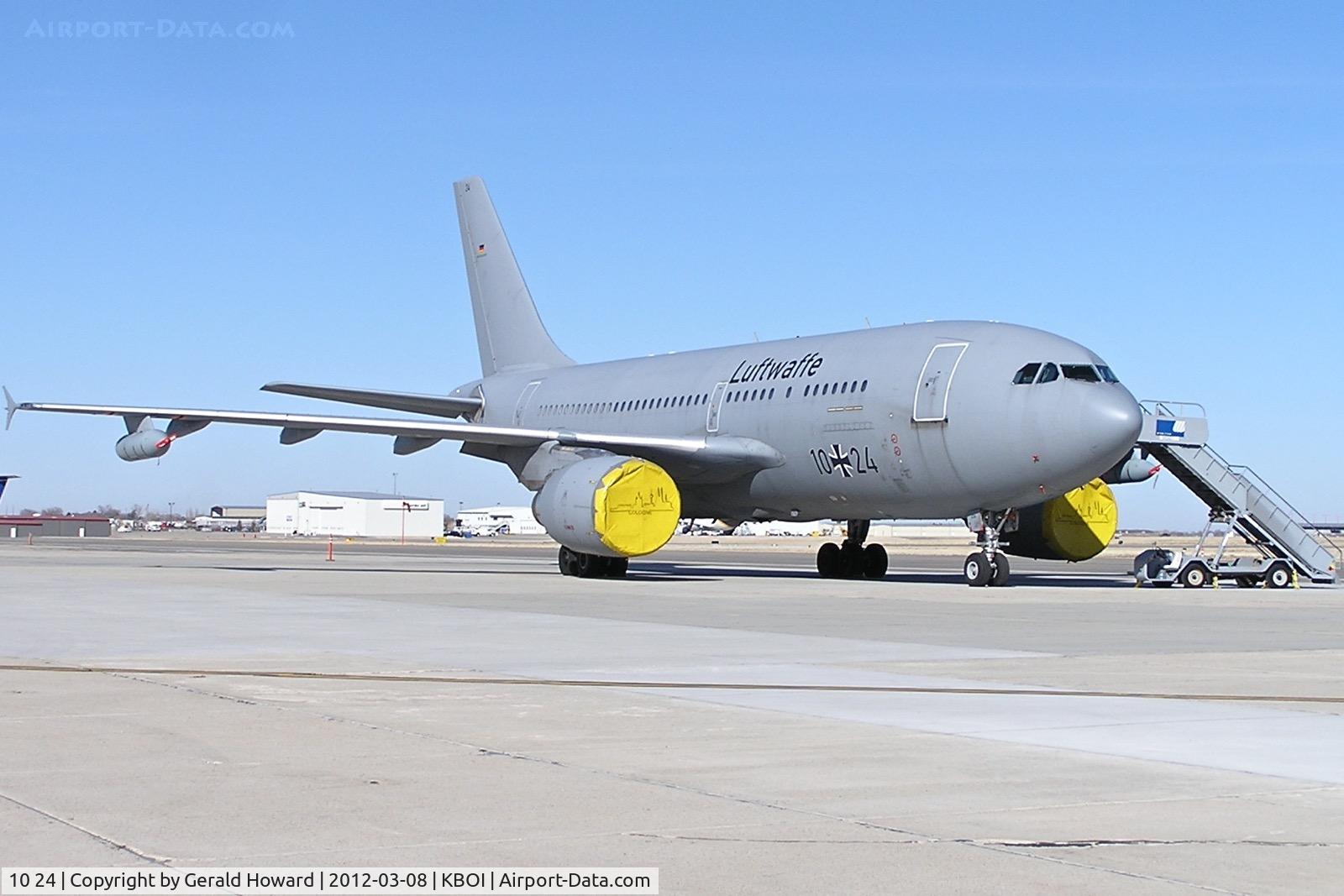 10 24, 1987 Airbus A310-304/MRT C/N 434, Parked on the south GA ramp.