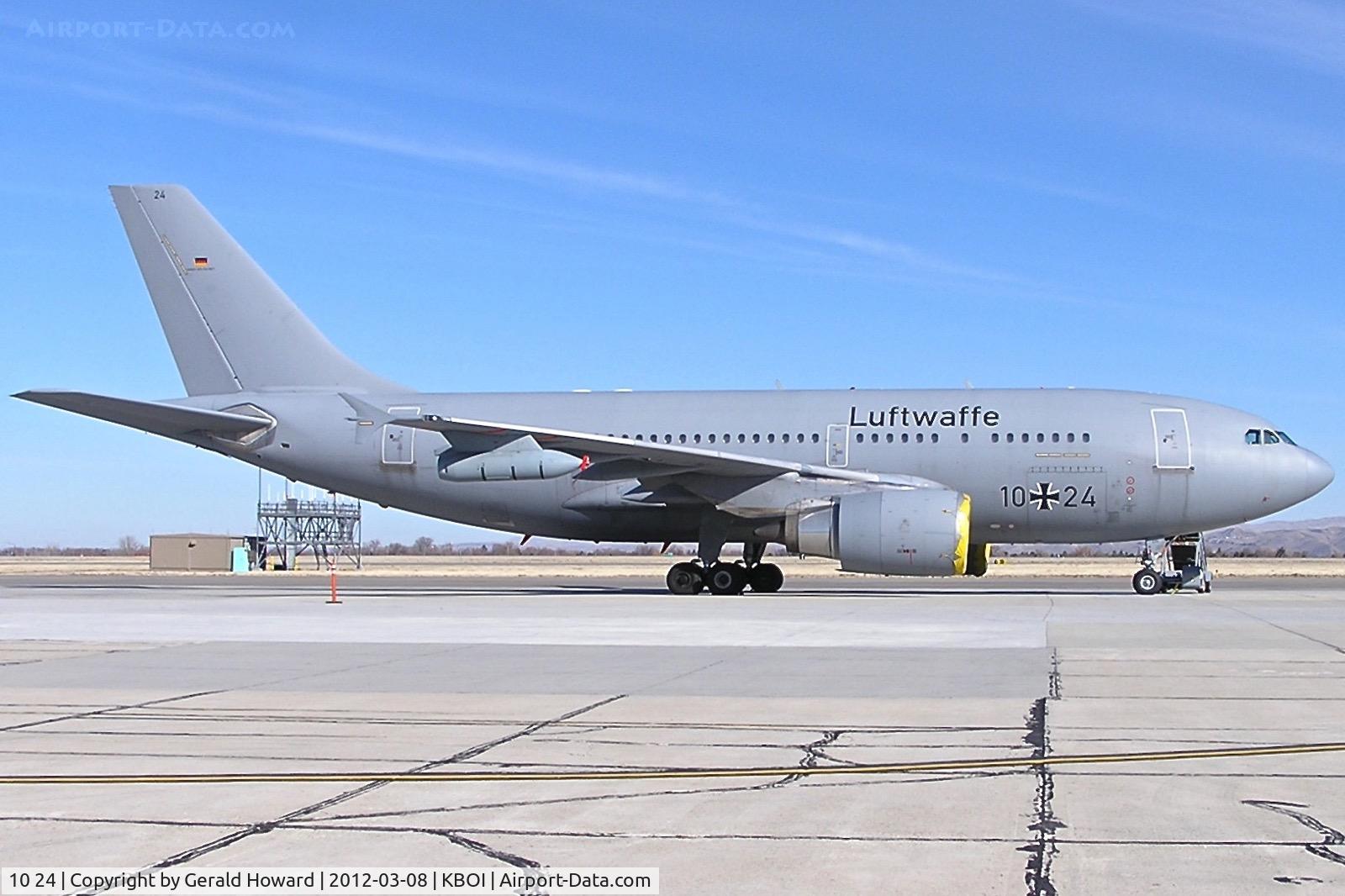 10 24, 1987 Airbus A310-304/MRT C/N 434, Parked on the south GA ramp.
