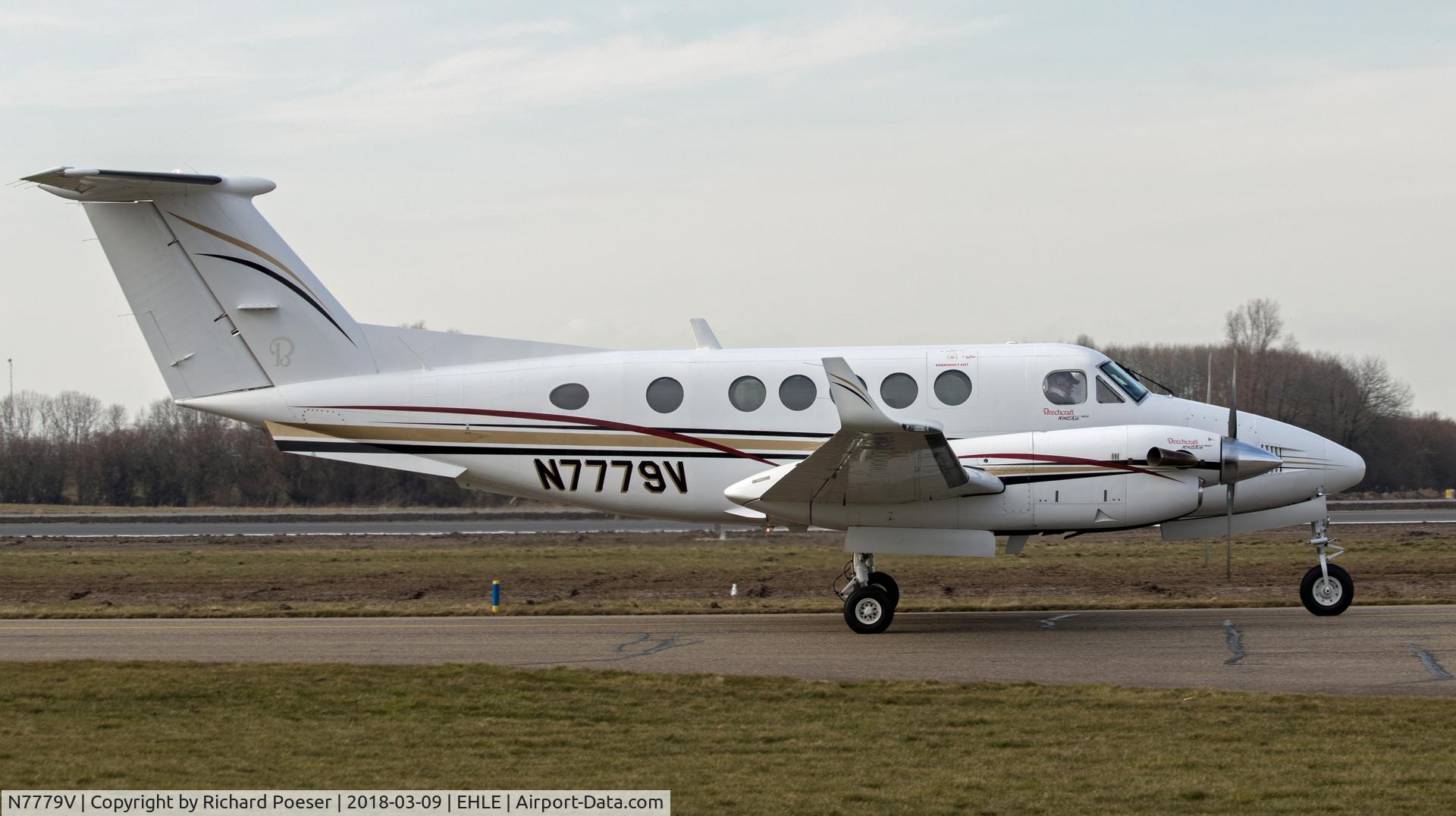 N7779V, 2001 Raytheon B200 King Air C/N BB-1770, At her homebase Lelystad.