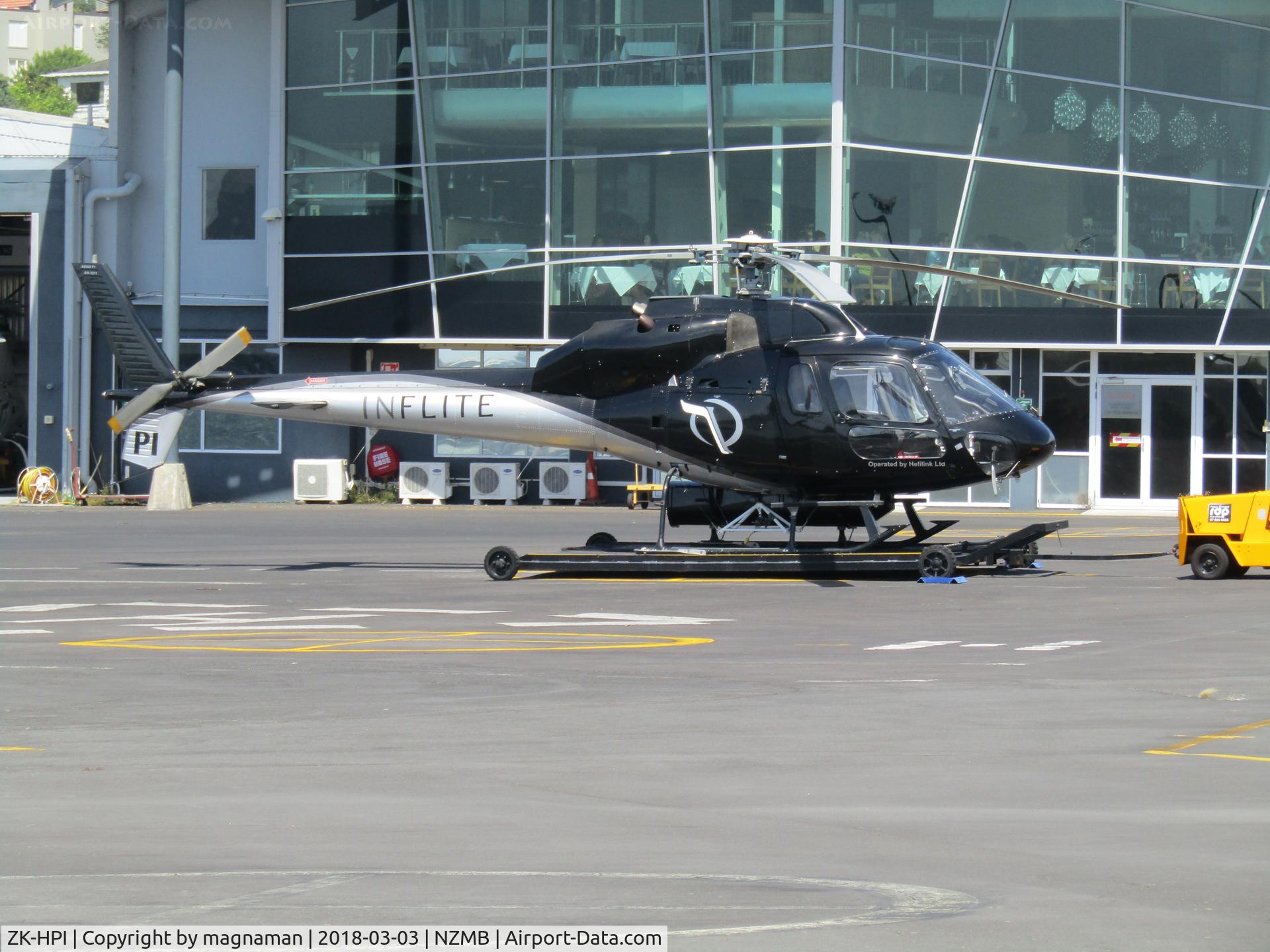 ZK-HPI, Aerospatiale AS-355F-1 Ecureuil 2 C/N 5211, going to bed