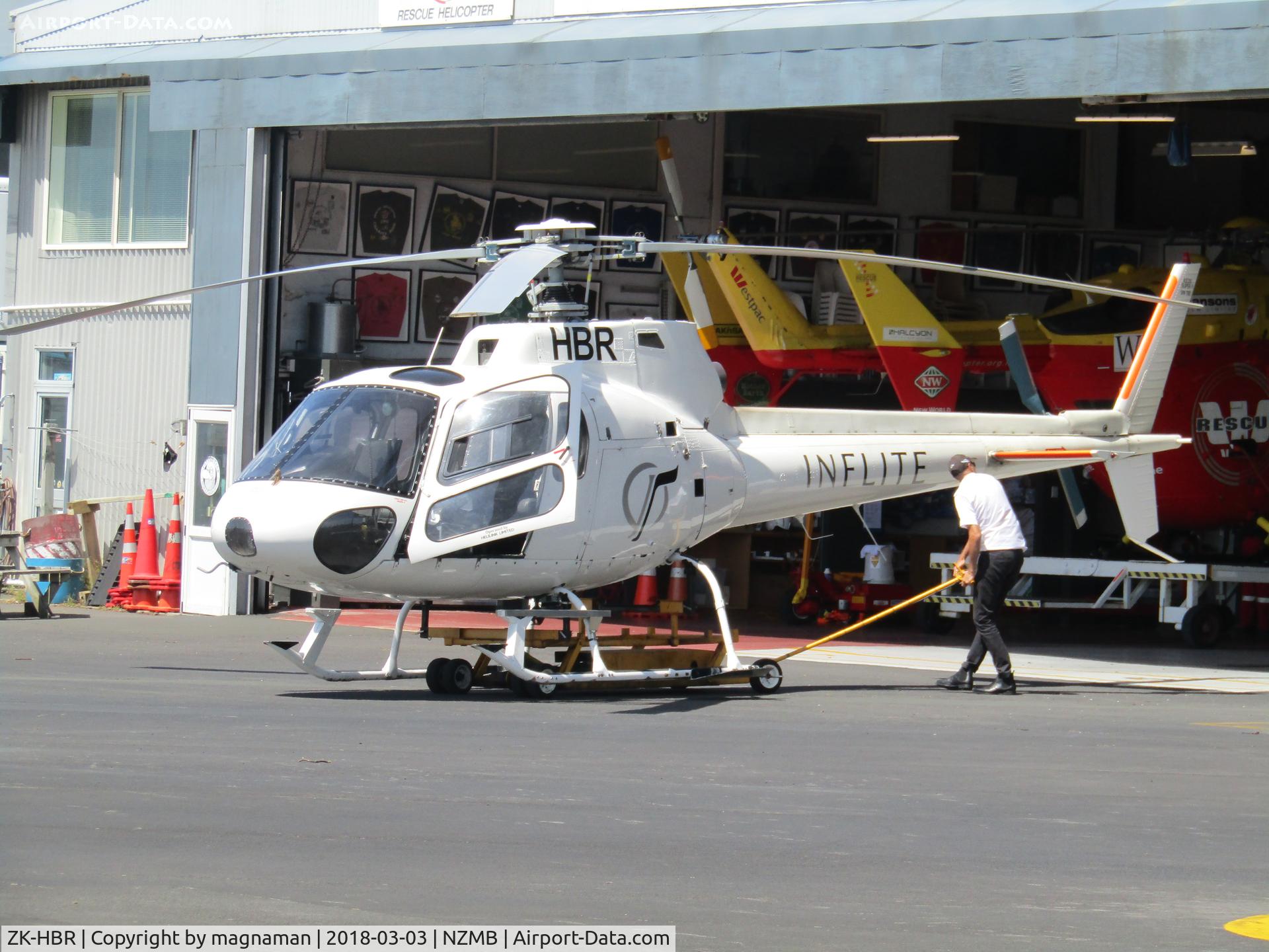 ZK-HBR, Aerospatiale AS-350D AStar Mk3 C/N 1386, and to bed