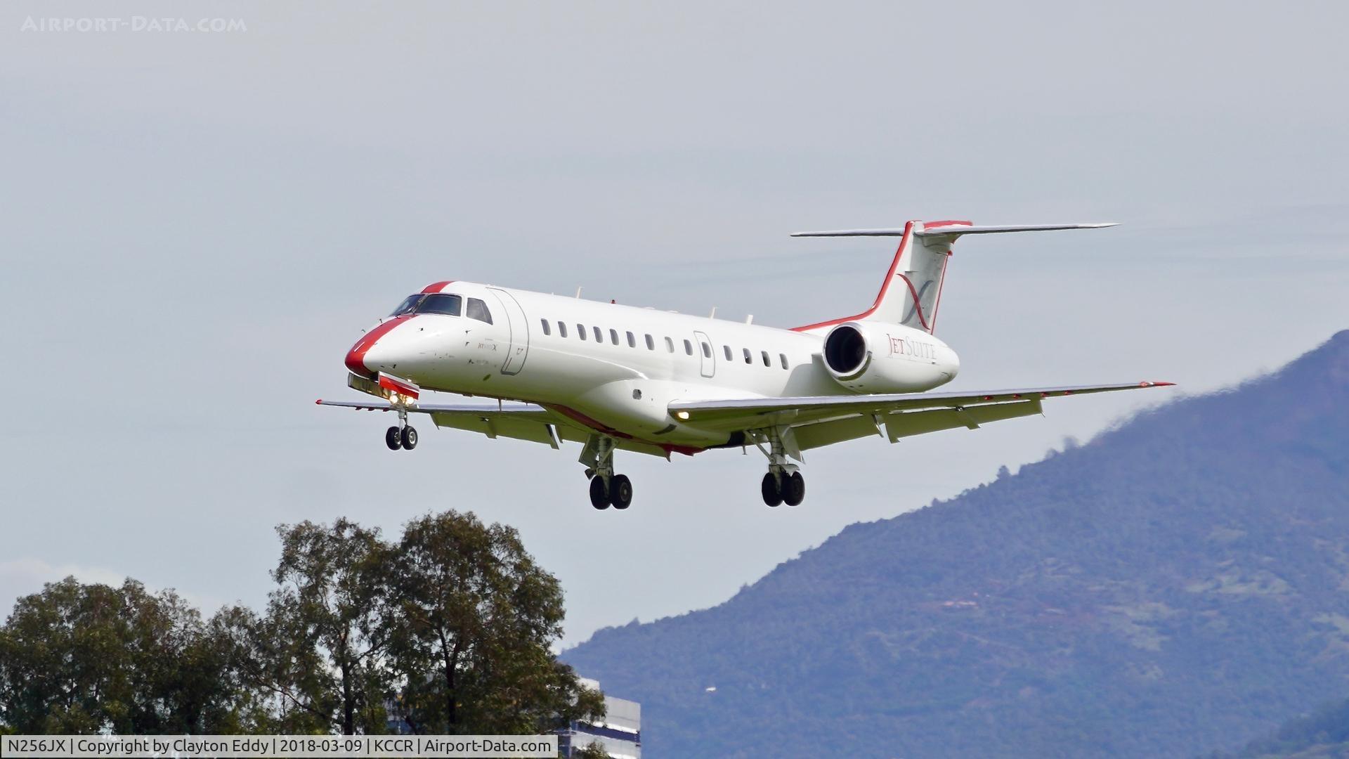 N256JX, 2000 Embraer ERJ-135LR (EMB-135LR) C/N 145211, Buchanan Field Concord California 2018.