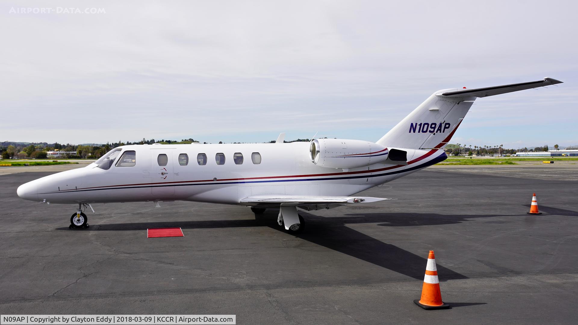 N09AP, 2002 Cessna 525 Citation C/N 525A0131, Buchanan Field Concord California 2018.