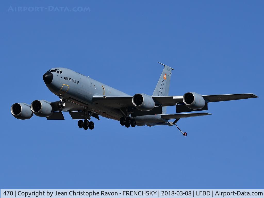 470, 1964 Boeing C-135FR Stratotanker C/N 18679, French Air Force landing runway 23