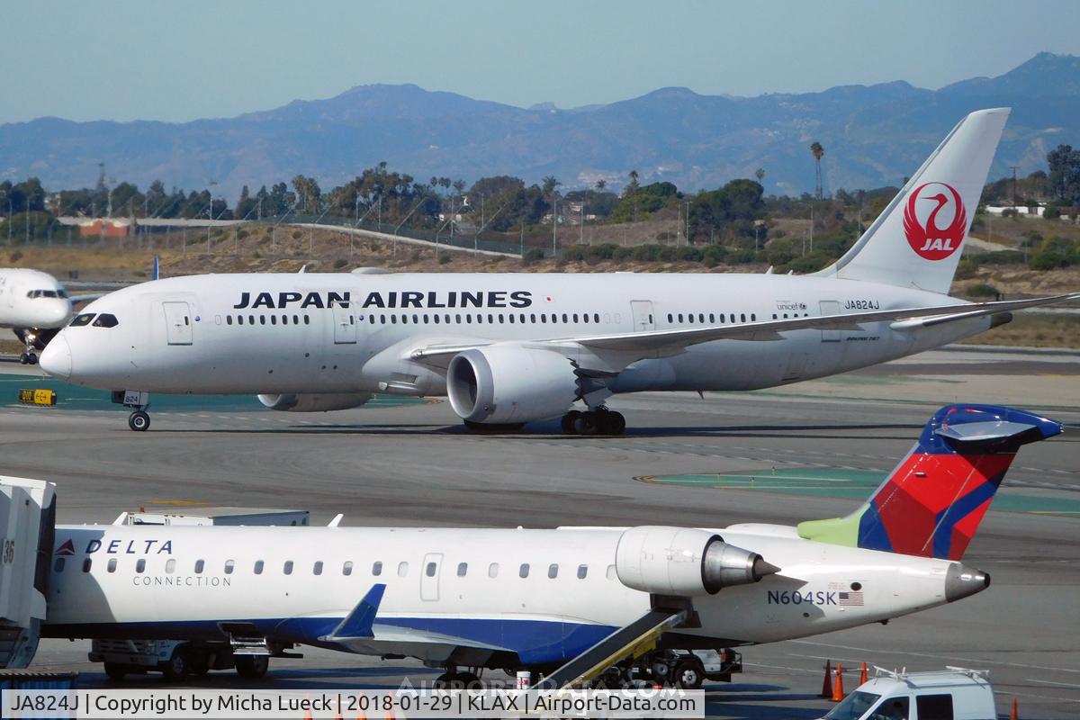 JA824J, 2011 Boeing 787-846 Dreamliner C/N 34834, At LAX