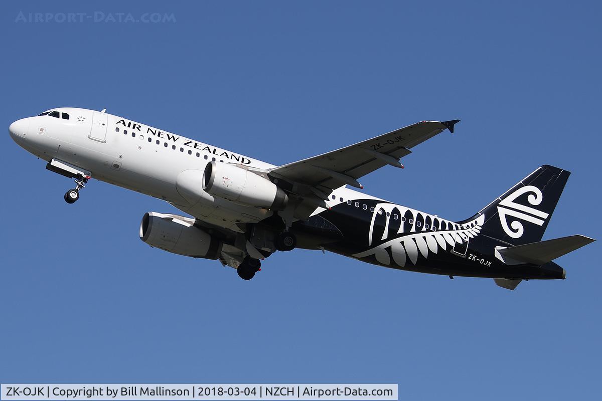 ZK-OJK, Airbus A320-232 C/N 2445, off to BNE