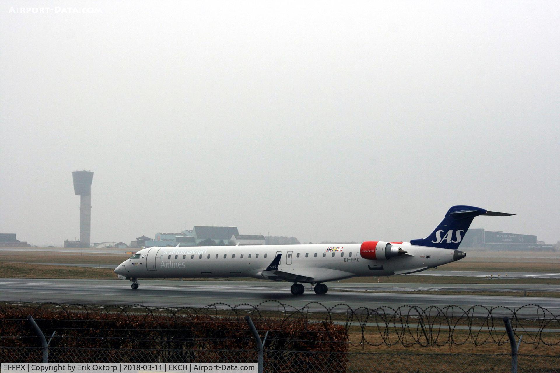 EI-FPX, 2017 Bombardier CRJ-900LR (CL-600-2D24) C/N 15444, EI-FPX landed rw 04L