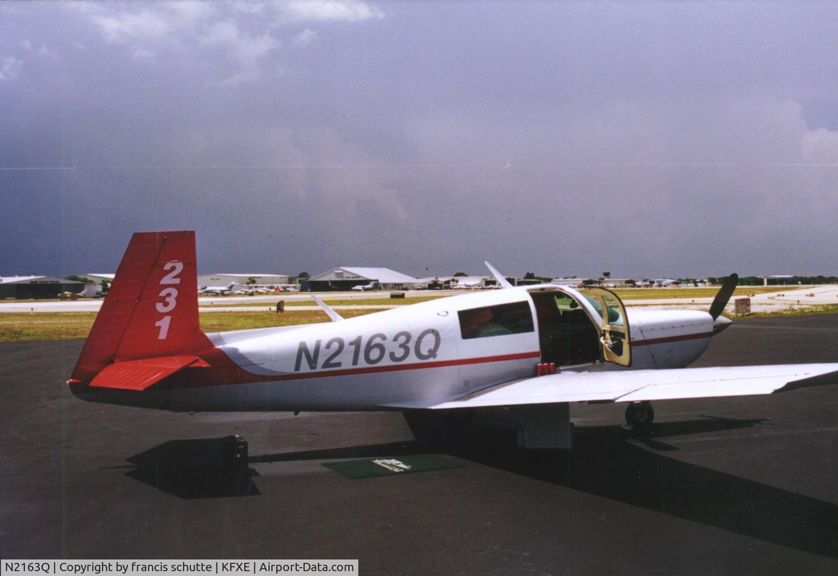 N2163Q, 1981 Mooney M20K C/N 25-0585, N2163Q - Fort Lauderdale Exec., Florida