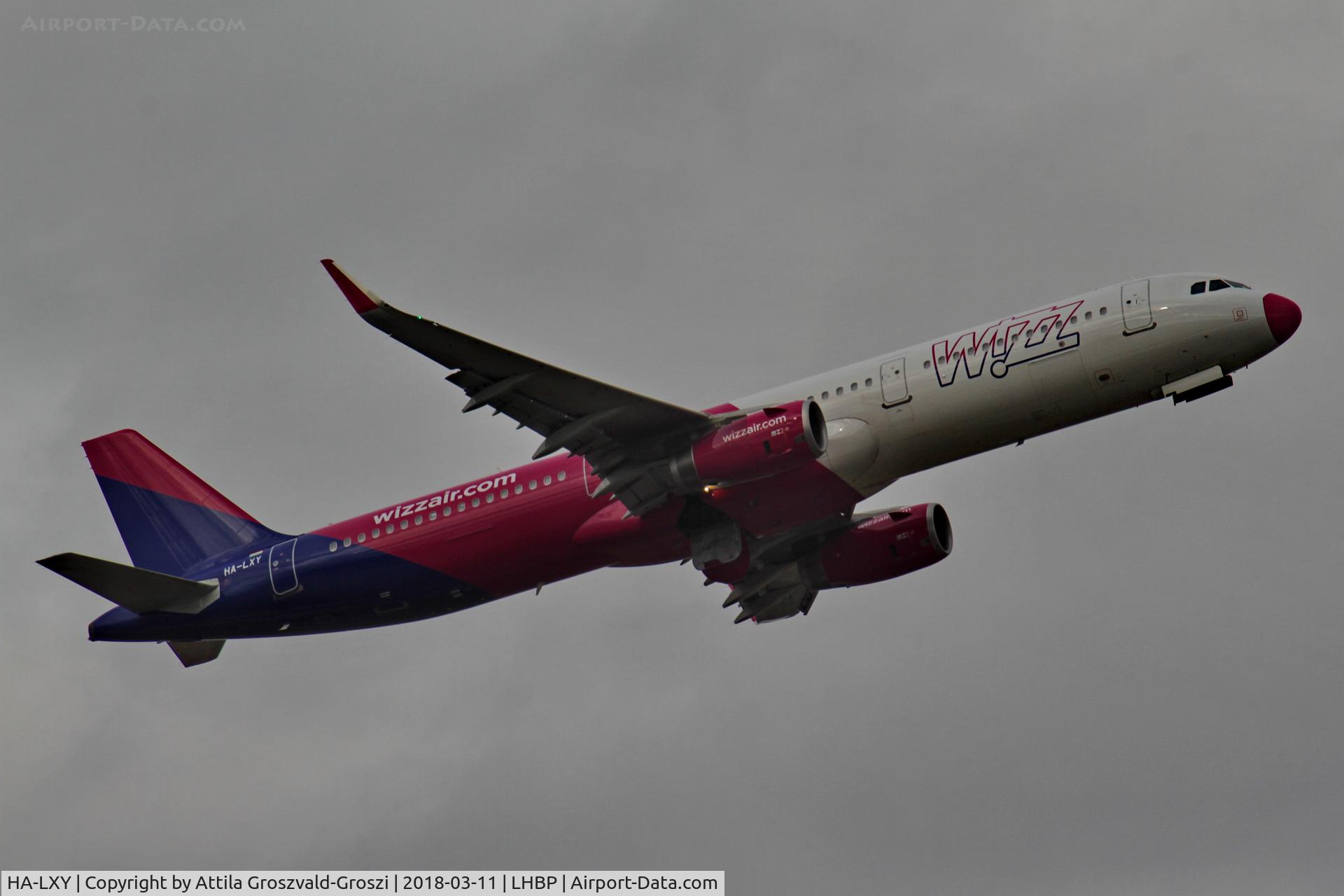HA-LXY, 2017 Airbus A321-231 C/N 8044, Budapest Ferihegy International Airport, Hungary