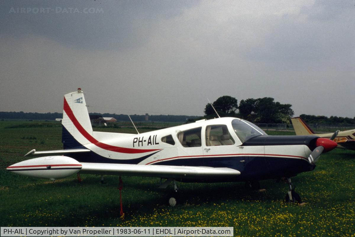 PH-AIL, SIAI-Marchetti S-208 C/N 4-232, SIAI-Marchetti S.208 at Deelen Air Base Open Day 1983