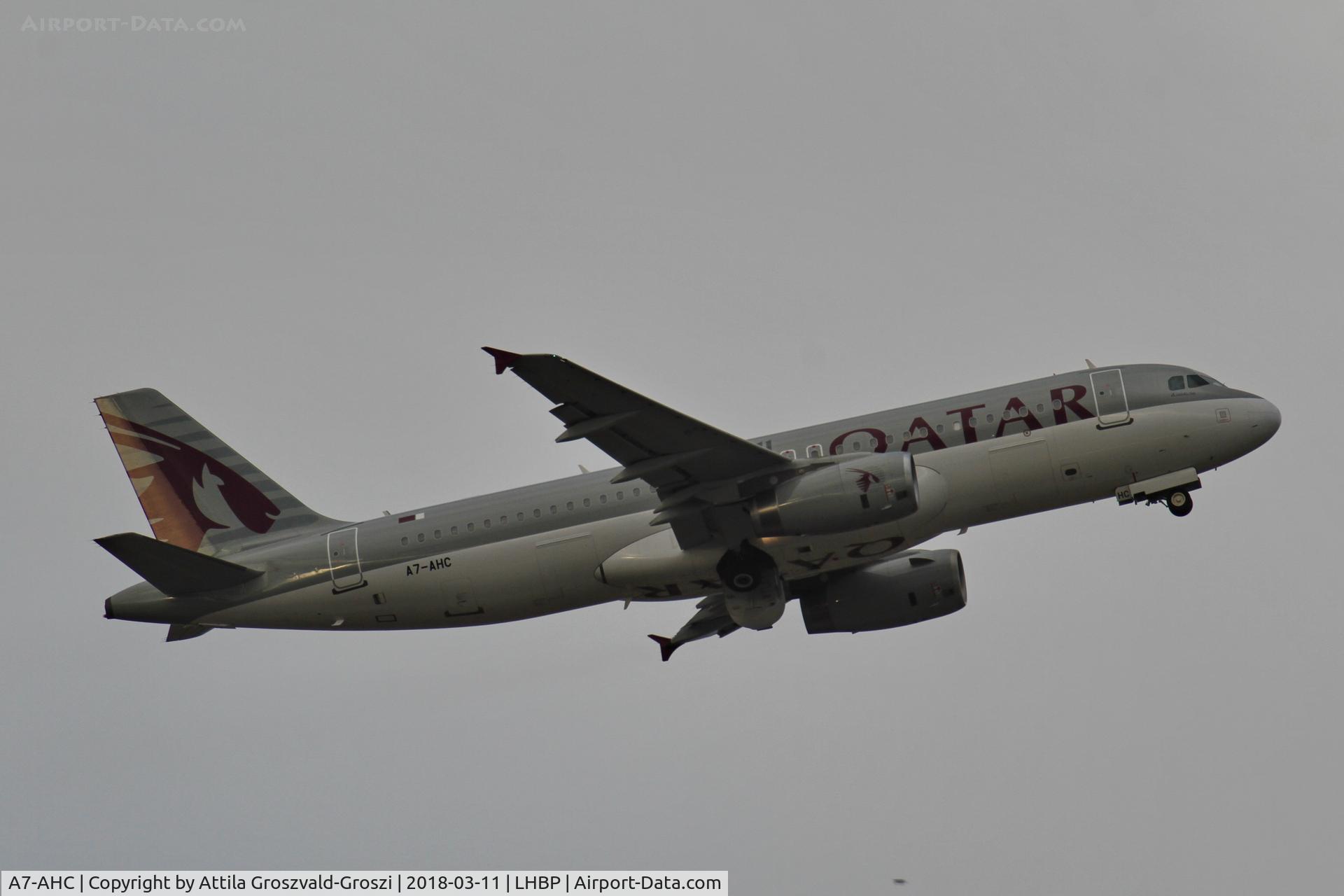A7-AHC, 2010 Airbus A320-232 C/N 4183, Budapest Ferihegy International Airport, Hungary