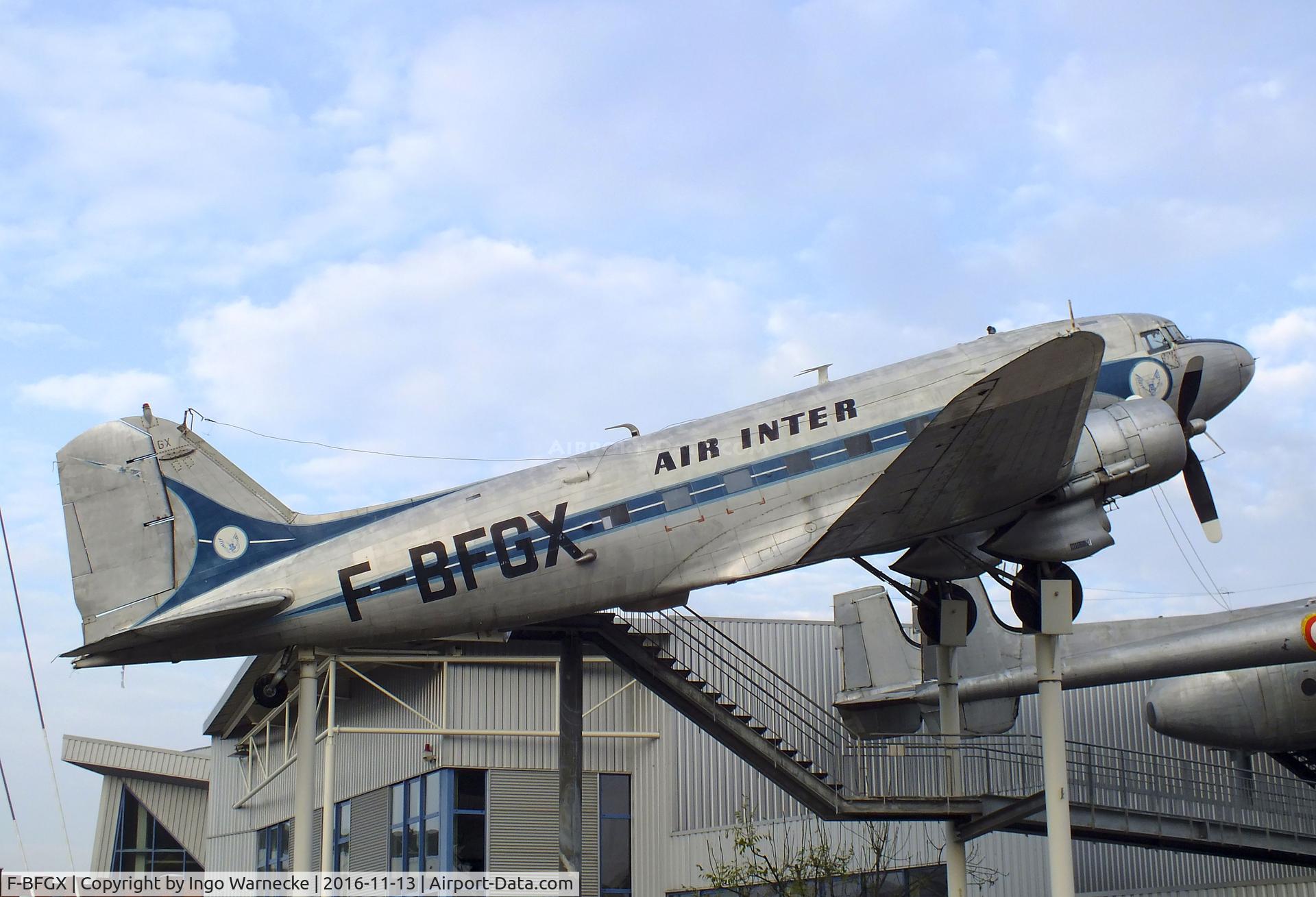 F-BFGX, 1942 Douglas DC3C-S1C3G (C-53D) C/N 11722, Douglas DC-3C at the Technik-Museum, Speyer