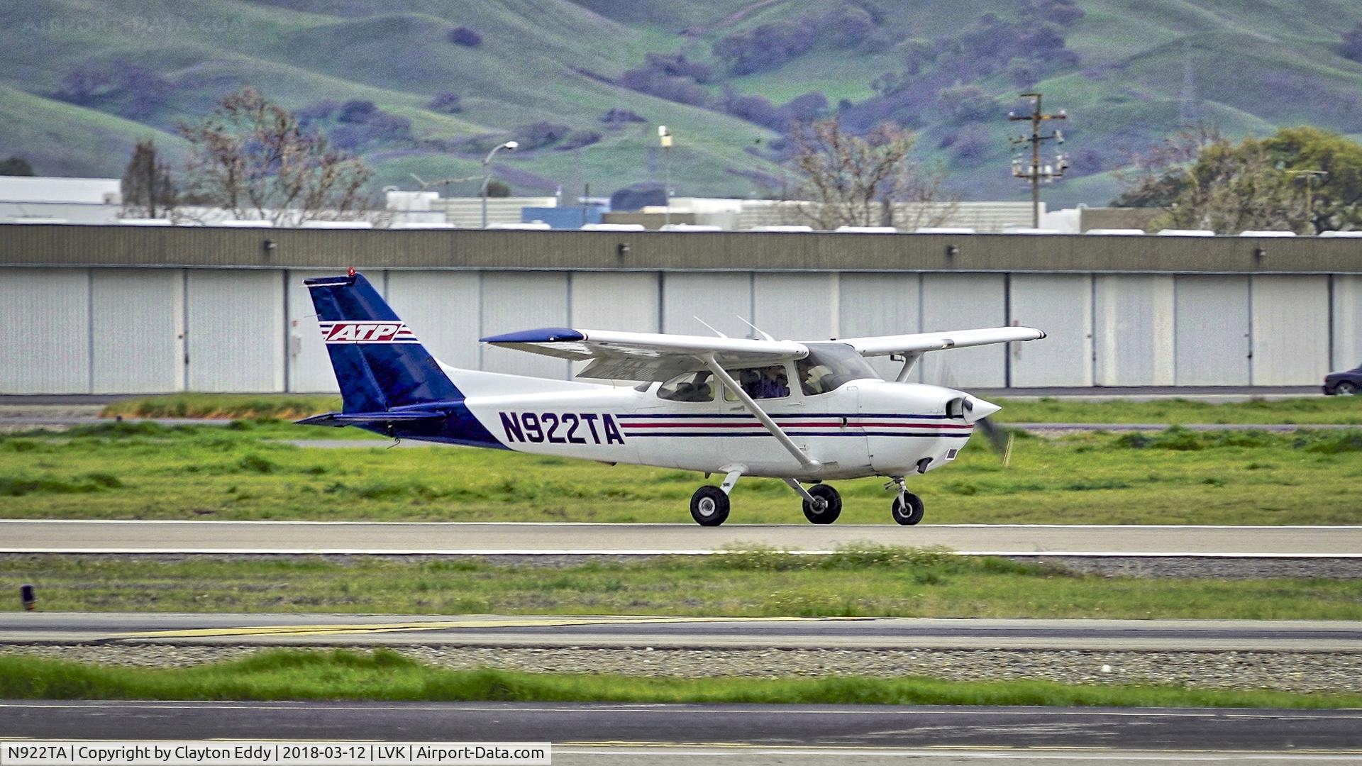 N922TA, 1997 Cessna 172R C/N 17280249, Livermore Airport California 2018.