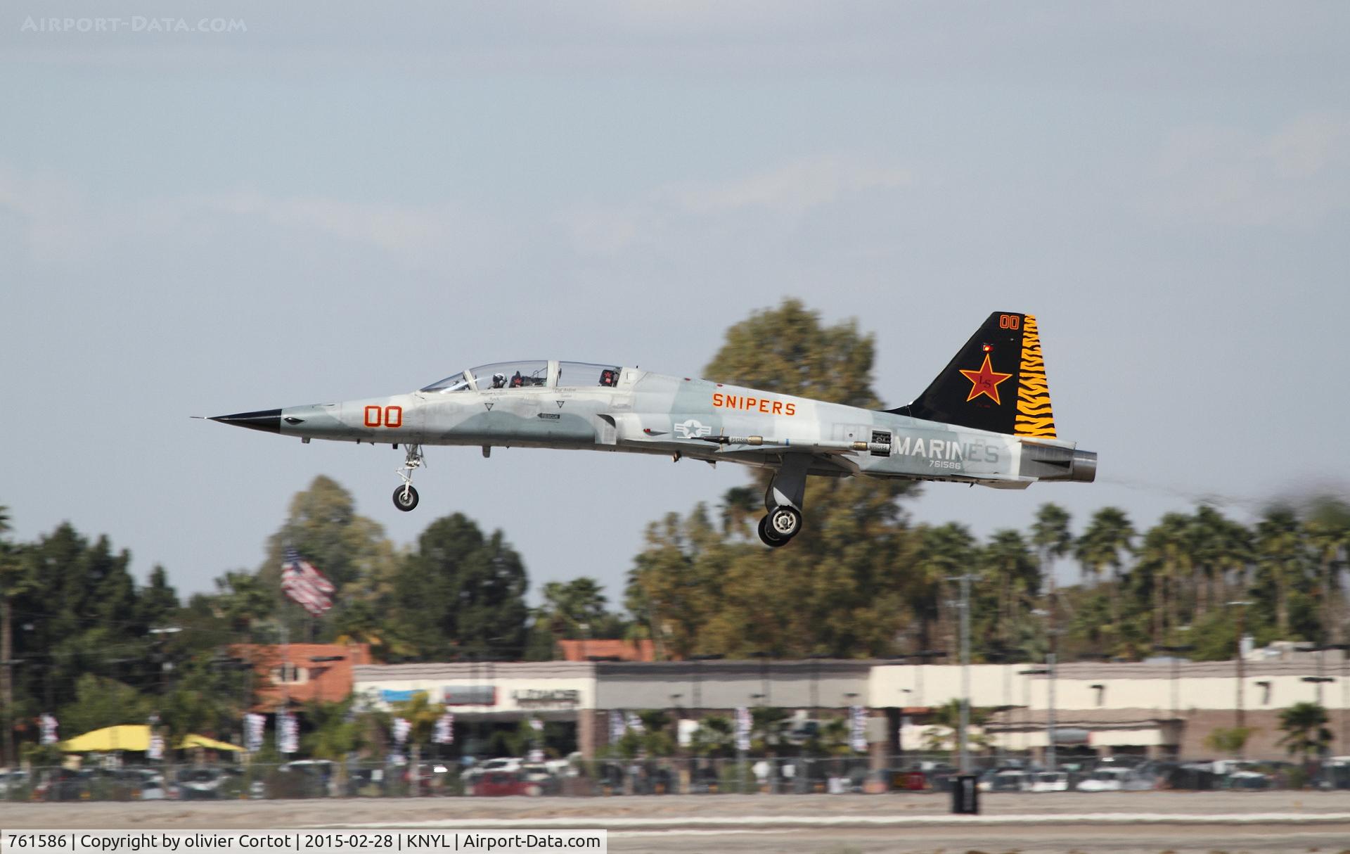 761586, Northrop F-5F Tiger II C/N L.1061, taking off