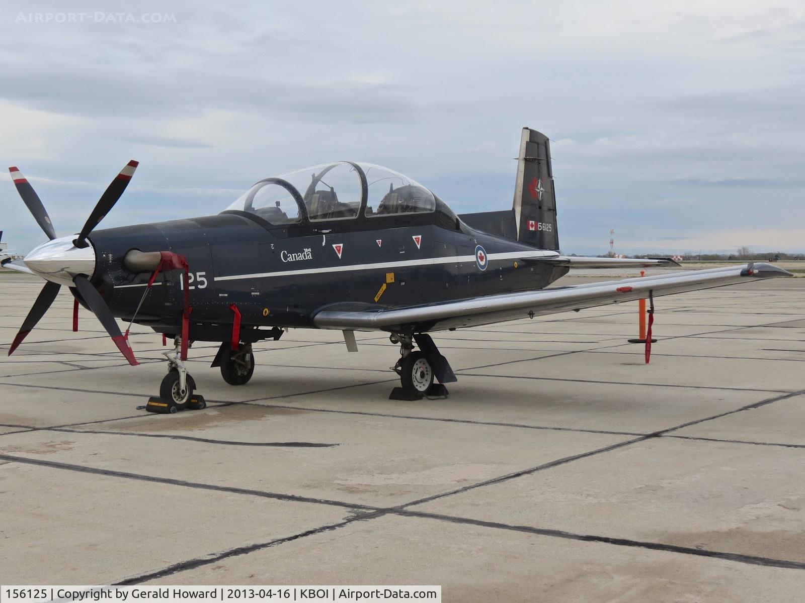 156125, Raytheon CT-156 Harvard II C/N PF-25, No.2 CFFTS, 15 Wing, Moose Jaw, Saskatchewan, Canada.