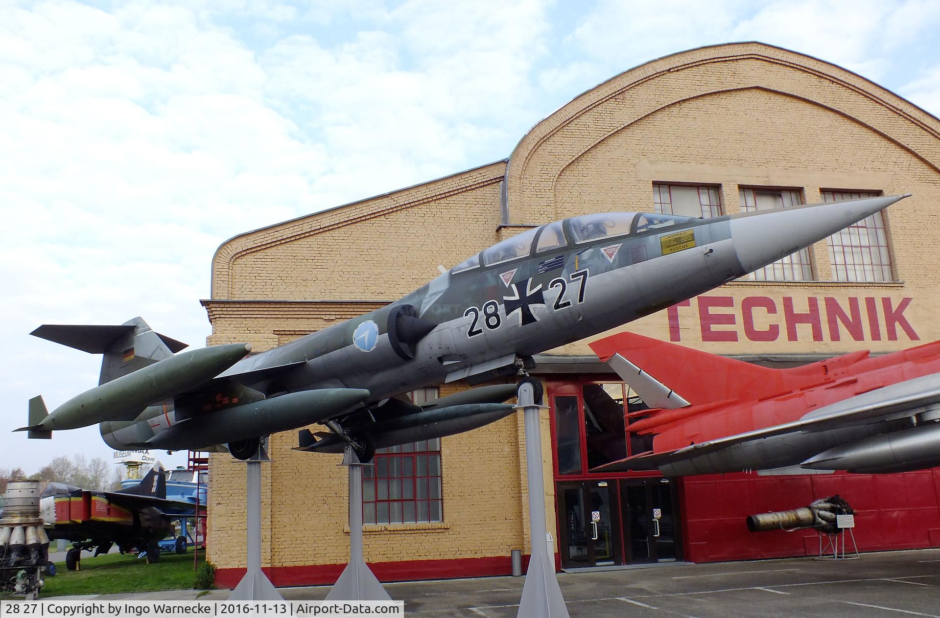 28 27, Lockheed TF-104G Starfighter C/N 583F-5957, Lockheed TF-104G Starfighter at the Technik-Museum, Speyer