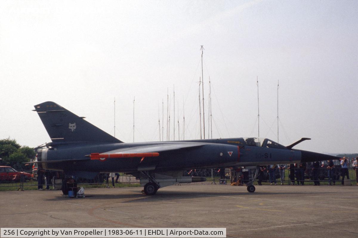 256, Dassault Mirage F.1C-200 C/N 56, French Air Force EC1/10 Dassault Mirage F1C-200 with Matra R.530 air-to-air missile under fuselage at Deelen Air Base Open Day 1983