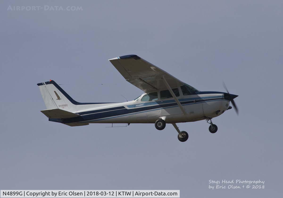 N4899G, 1979 Cessna 172N C/N 17273446, Cessna 172 departing KTIW
