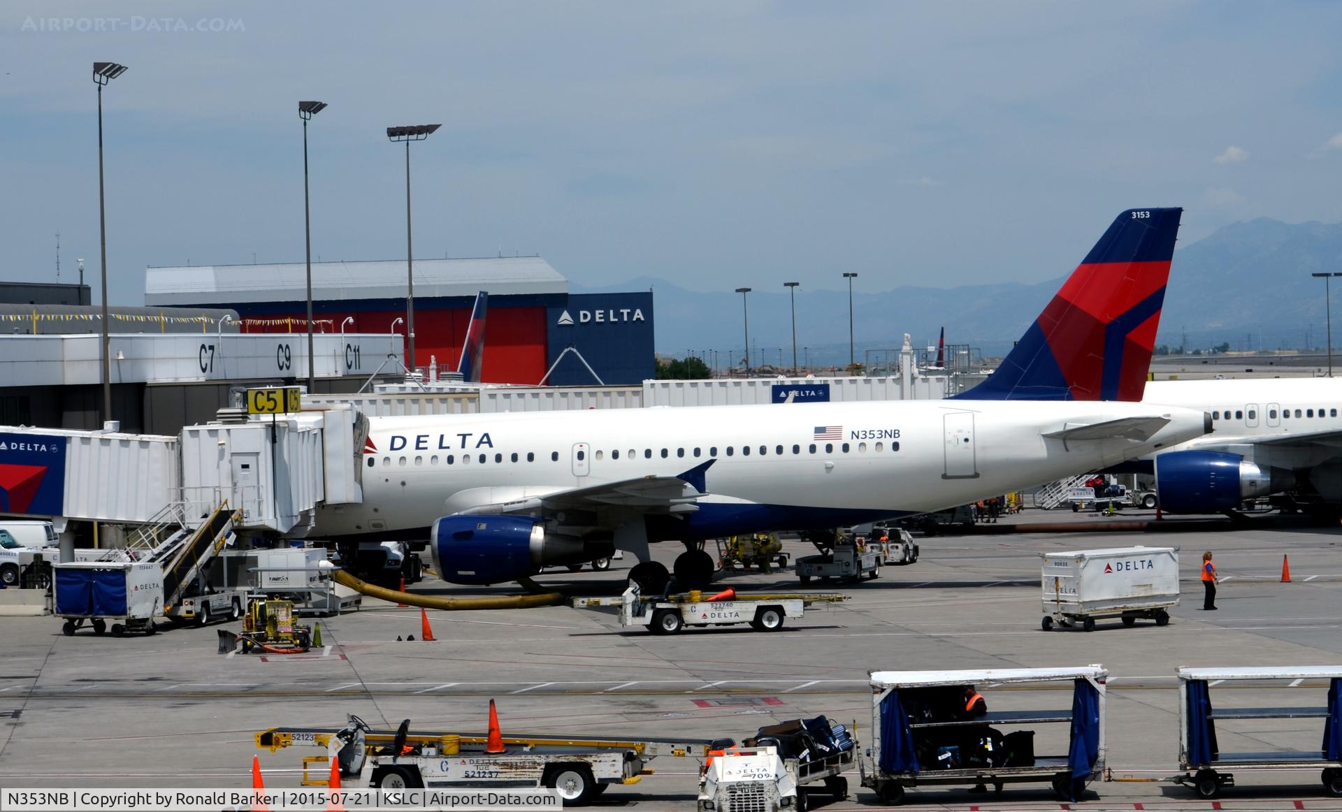 N353NB, 2002 Airbus A319-114 C/N 1828, Gate C3 SLC