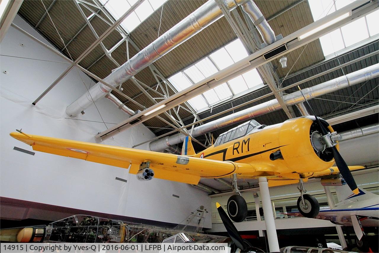 14915, 1951 North American T-6G Texan C/N 182-209, North American T-6G Texan, Air & Space Museum Paris-Le Bourget (LFPB)