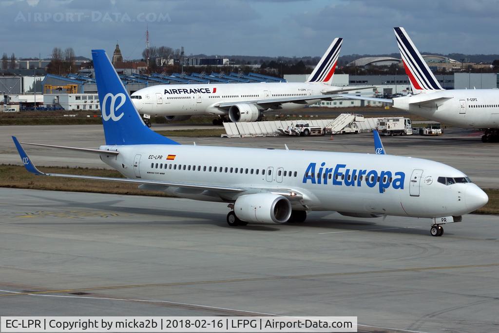 EC-LPR, 2012 Boeing 737-85P C/N 36588, Taxiing