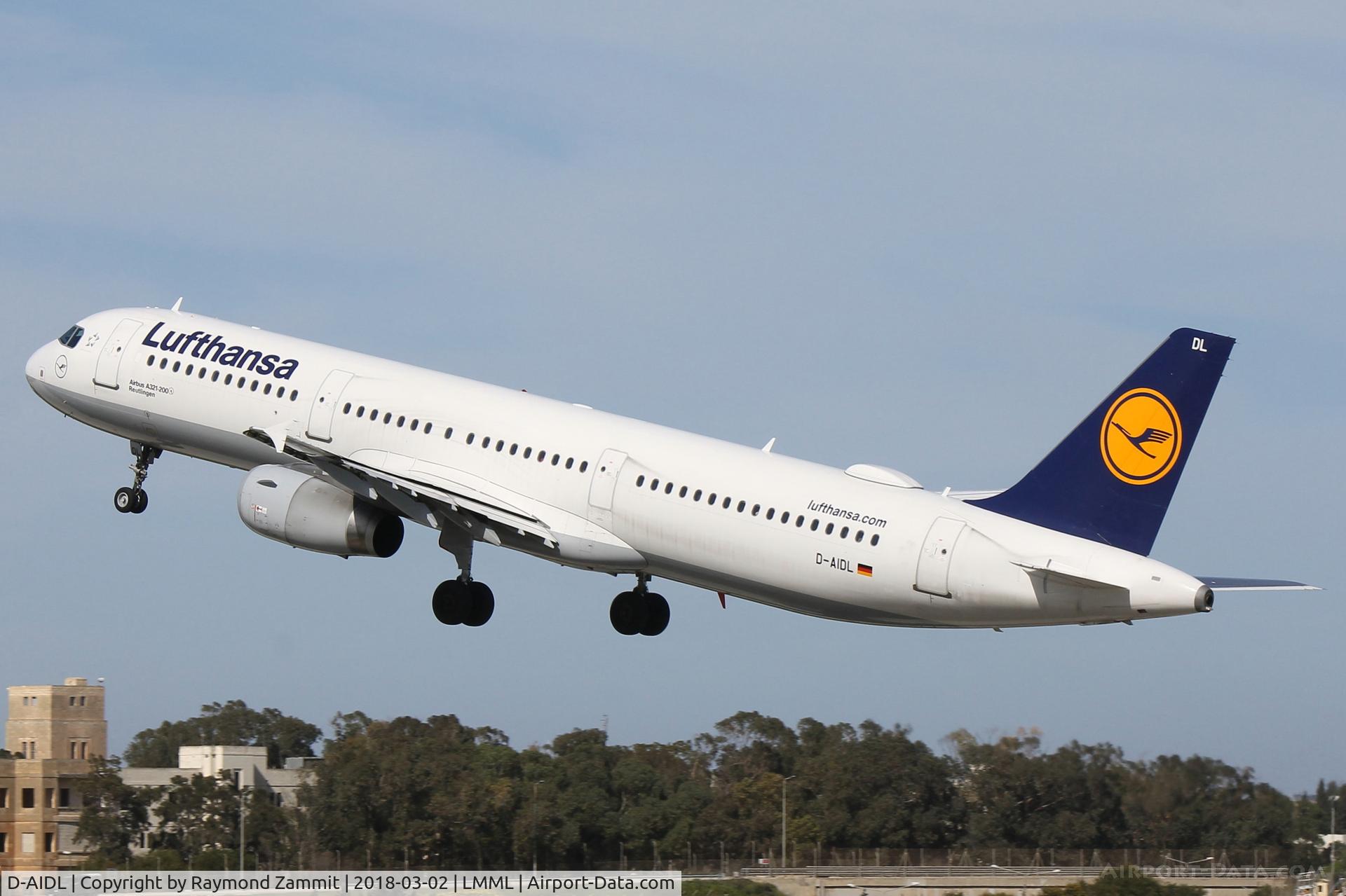 D-AIDL, 2011 Airbus A321-231 C/N 4881, A321 D-AIDL Lufthansa