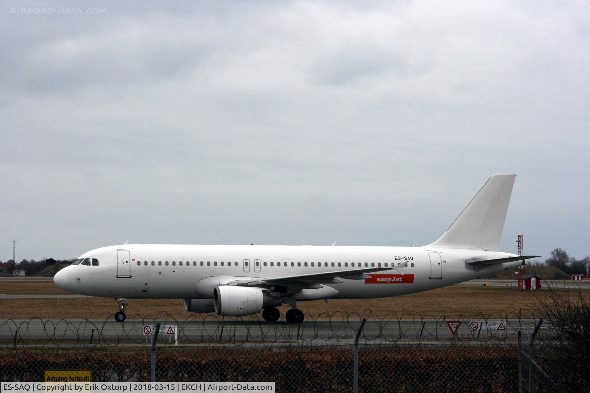 ES-SAQ, 1999 Airbus A320-214 C/N 984, ES-SAQ landed rw 04L