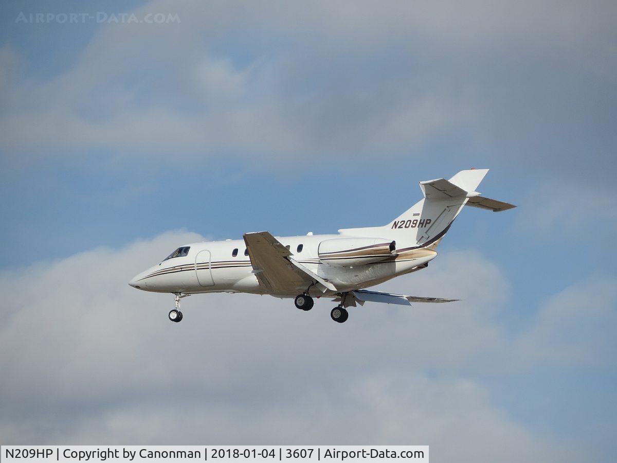 N209HP, 2008 Hawker Beechcraft 750 C/N HB-26, Landing