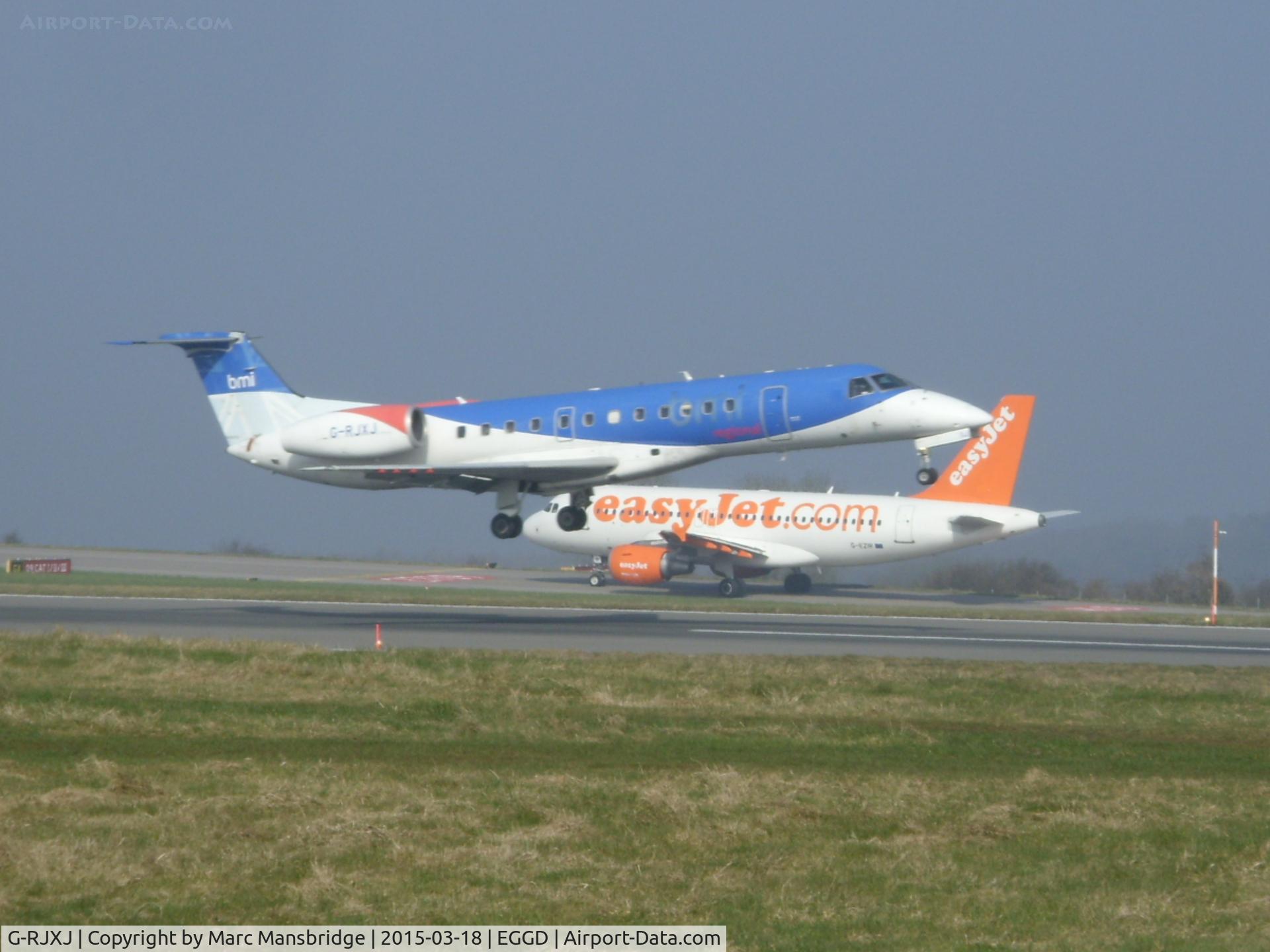 G-RJXJ, 2001 Embraer ERJ-135ER (EMB-135ER) C/N 145473, Landing at Bristol airport EGGD
