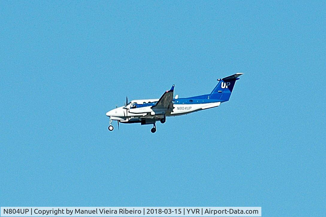 N804UP, 2013 Beechcraft B350i Super King Air C/N FL-886, Arrival from San Jose