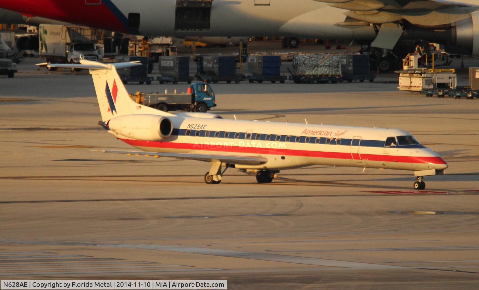N628AE, 1999 Embraer ERJ-145LR (EMB-145LR) C/N 145124, American Eagle